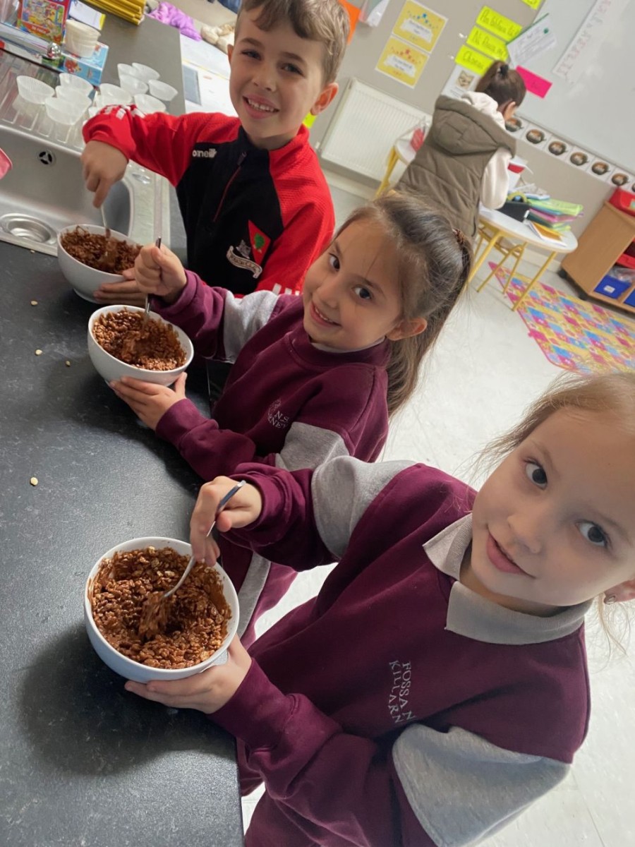 Making Rice Krispie Buns FossaNS 2023 003 – Fossa National School